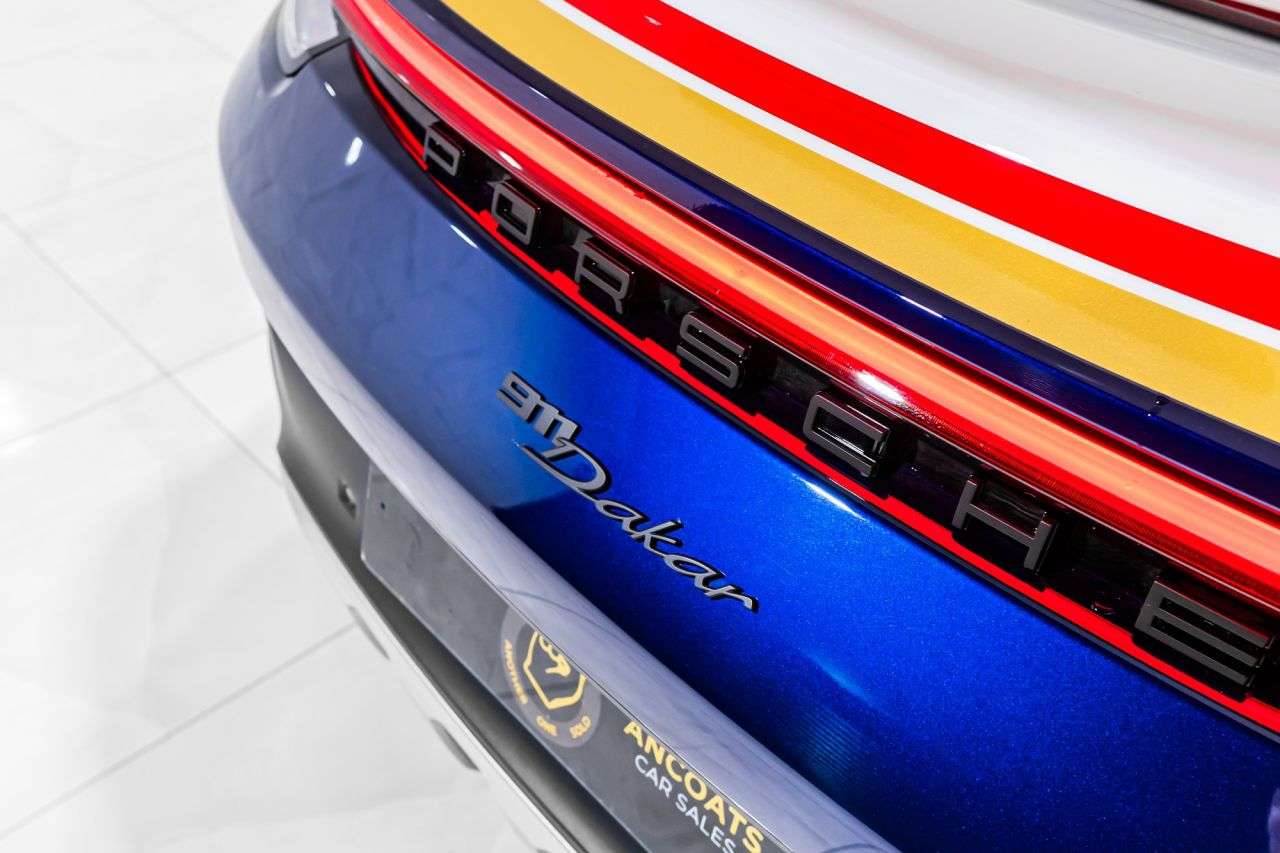 2023 PORSCHE 911 2023 PORSCHE 911