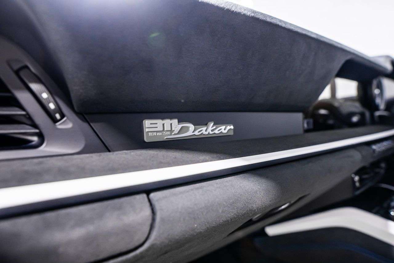 2023 PORSCHE 911 2023 PORSCHE 911