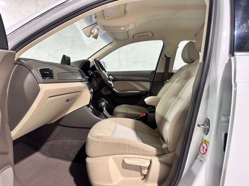 2013 AUDI Q3 2013 AUDI Q3