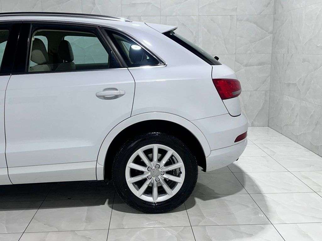 2013 AUDI Q3 2013 AUDI Q3