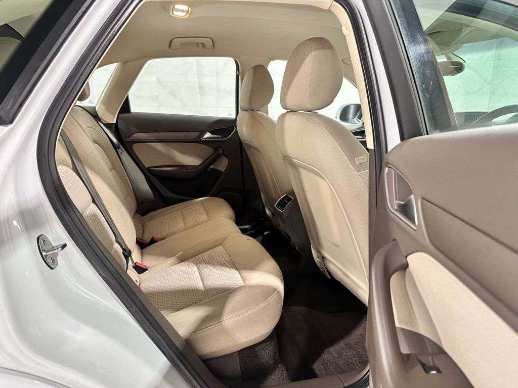 2013 AUDI Q3 2013 AUDI Q3