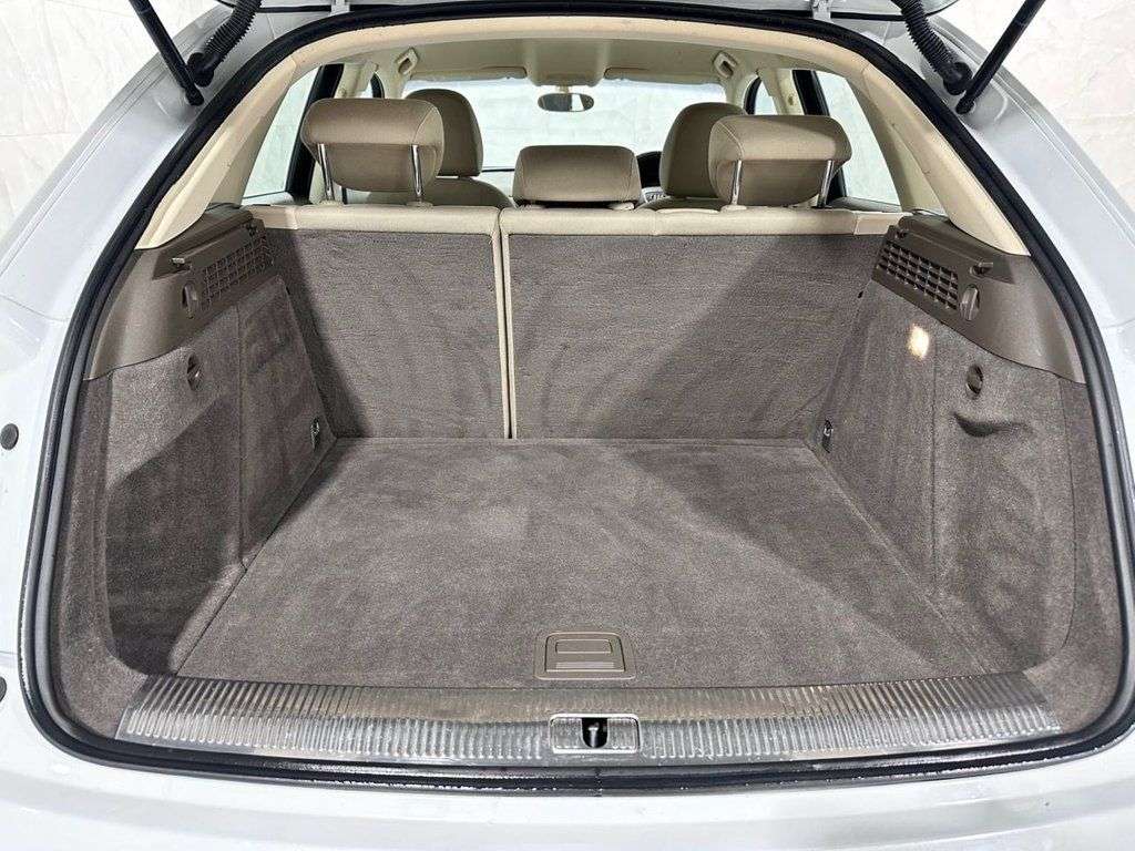 2013 AUDI Q3 2013 AUDI Q3