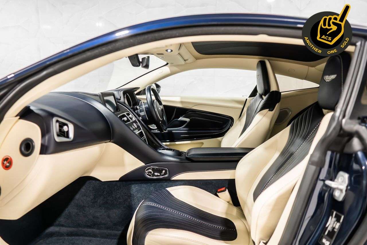 2017 ASTON MARTIN DB11 2017 ASTON MARTIN DB11