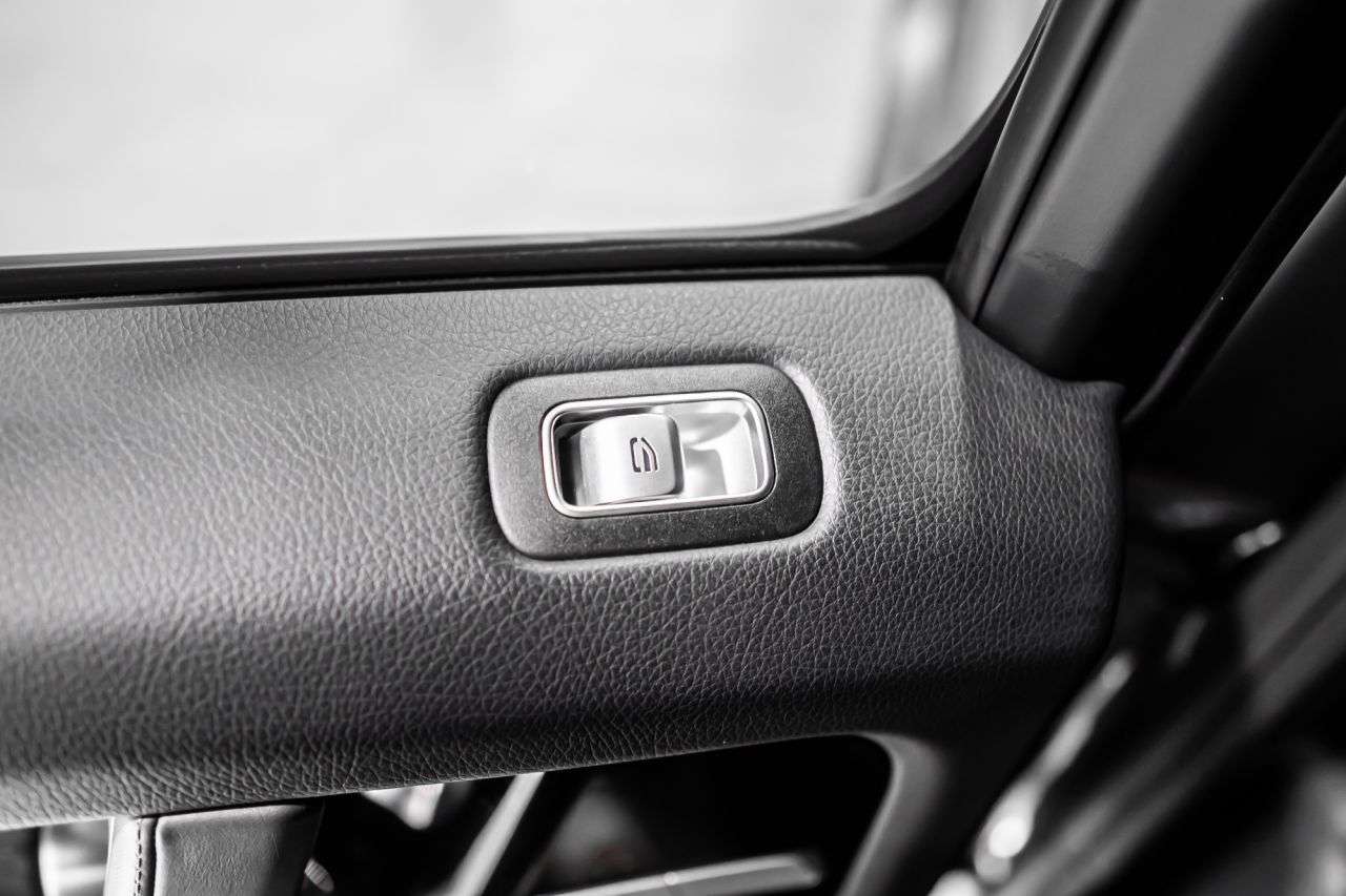 null MERCEDES-BENZ G-CLASS null MERCEDES-BENZ G-CLASS