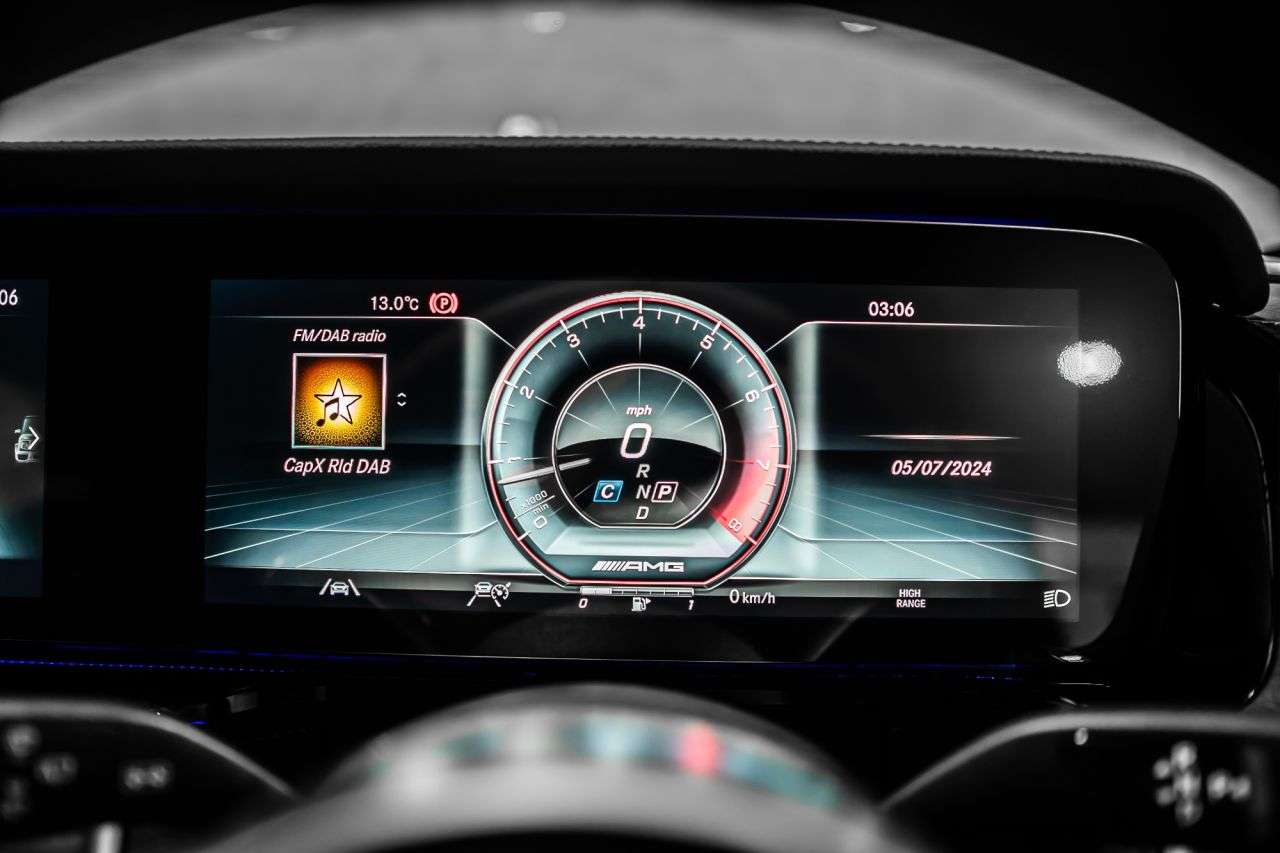 null MERCEDES-BENZ G-CLASS null MERCEDES-BENZ G-CLASS