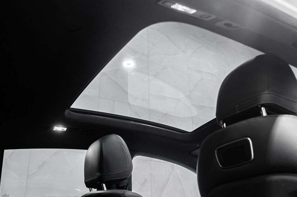 null MERCEDES-BENZ GLE null MERCEDES-BENZ GLE