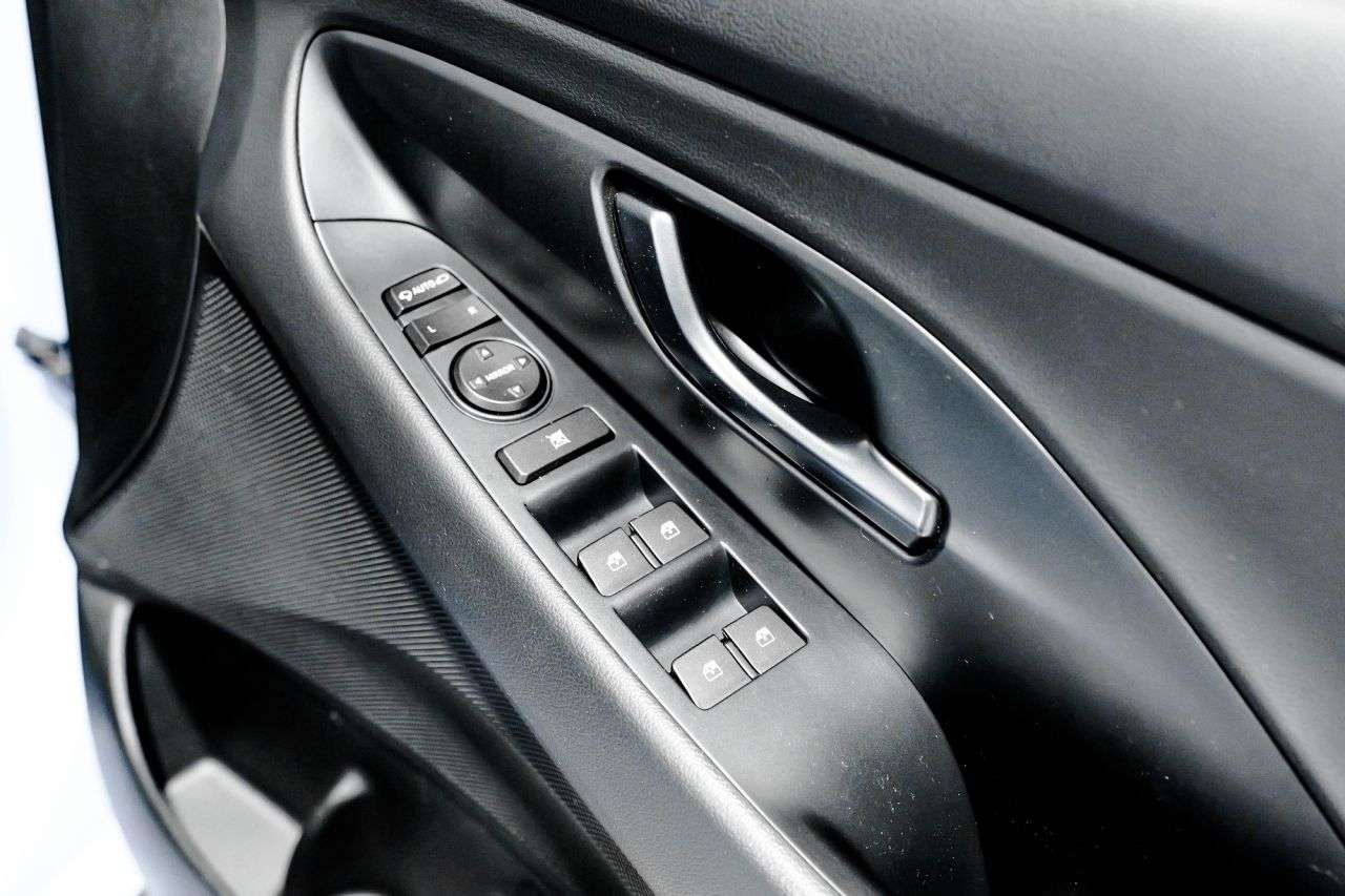 2022 HYUNDAI I30 2022 HYUNDAI I30