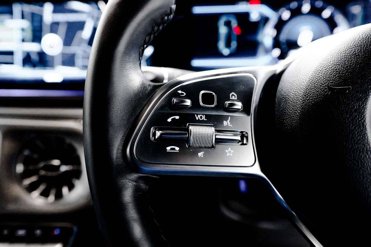 null MERCEDES-BENZ G-CLASS null MERCEDES-BENZ G-CLASS