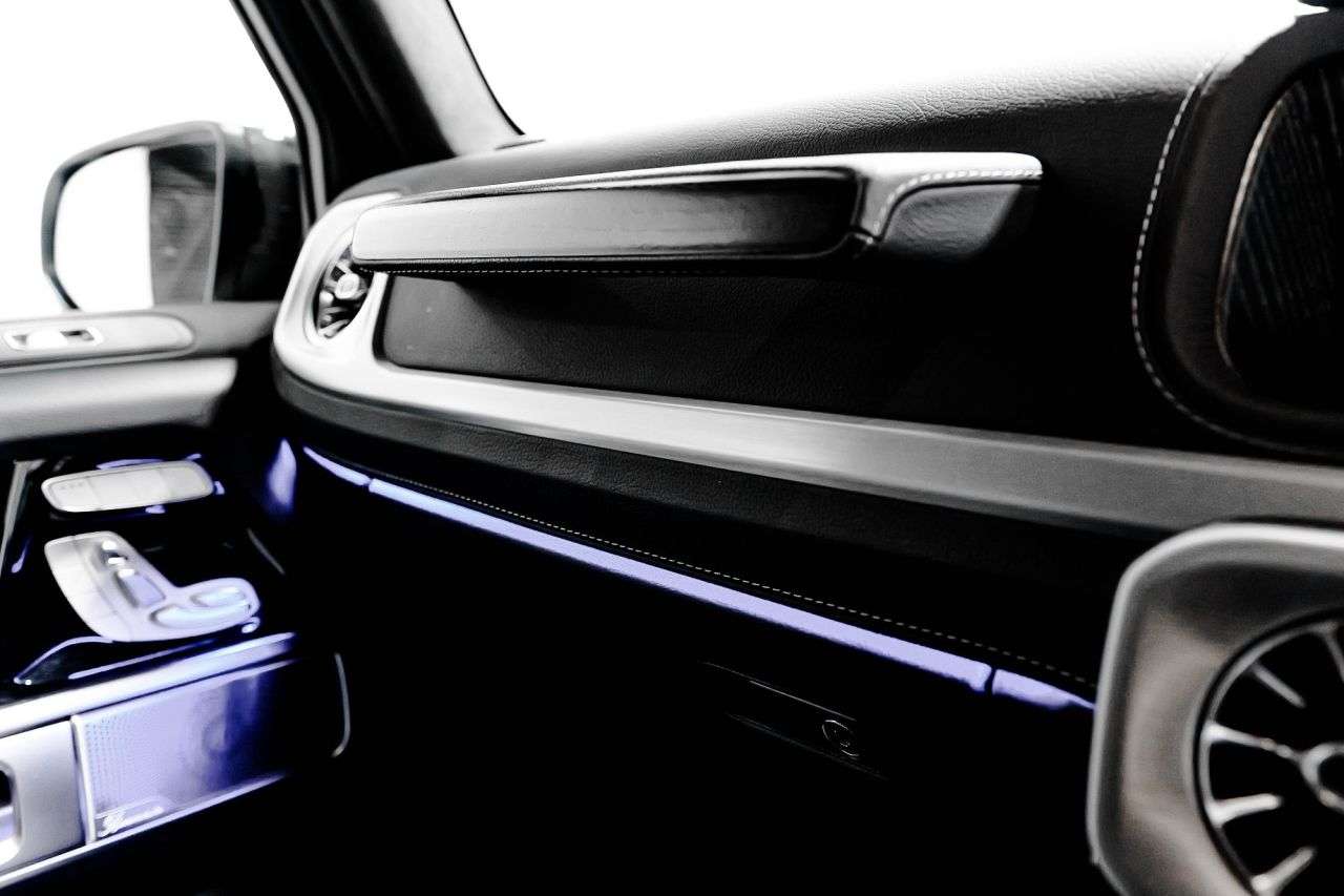 null MERCEDES-BENZ G-CLASS null MERCEDES-BENZ G-CLASS