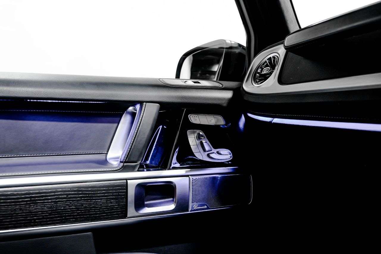 null MERCEDES-BENZ G-CLASS null MERCEDES-BENZ G-CLASS