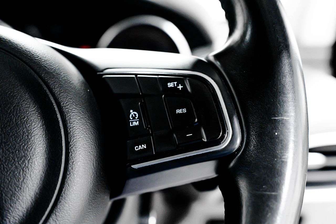 2016 JAGUAR F-PACE 2016 JAGUAR F-PACE