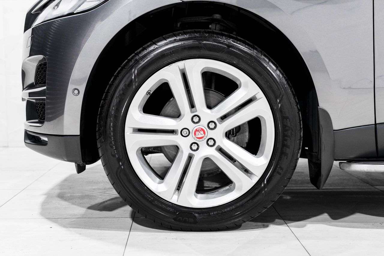 2016 JAGUAR F-PACE 2016 JAGUAR F-PACE