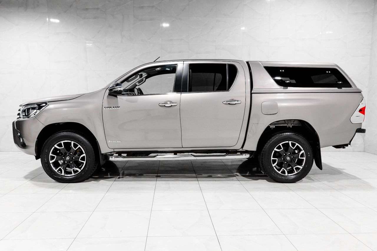 2017 TOYOTA HI-LUX 2017 TOYOTA HI-LUX