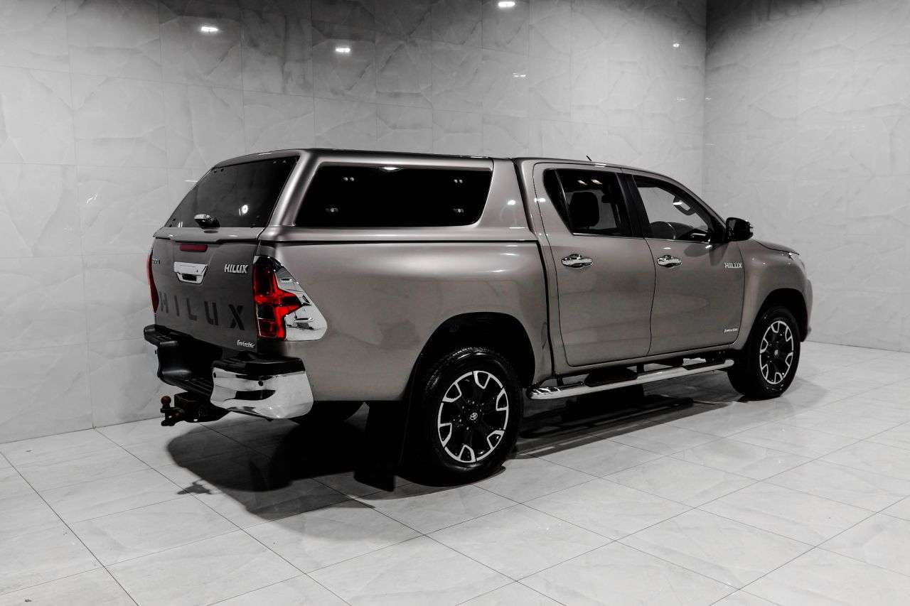 2017 TOYOTA HI-LUX 2017 TOYOTA HI-LUX