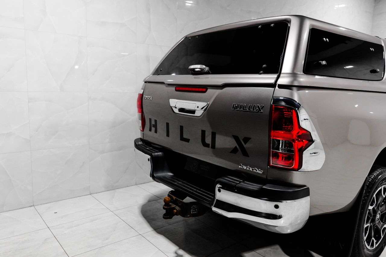 2017 TOYOTA HI-LUX 2017 TOYOTA HI-LUX