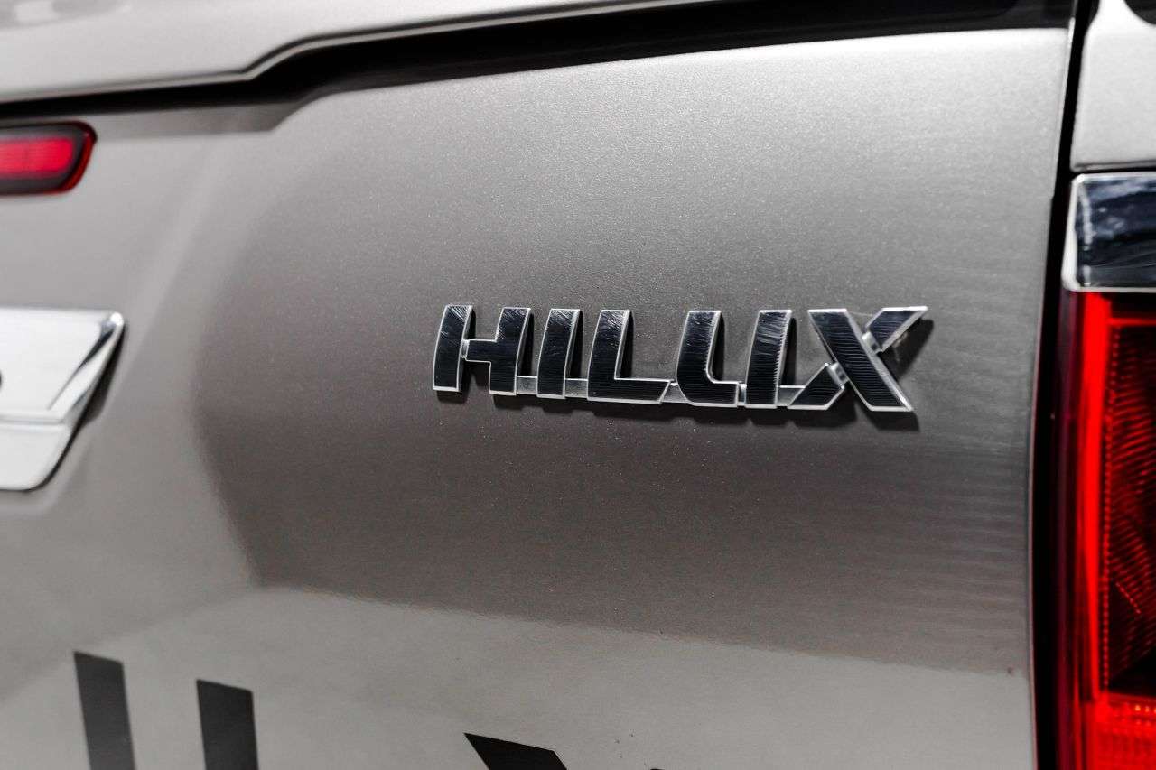 2017 TOYOTA HI-LUX 2017 TOYOTA HI-LUX