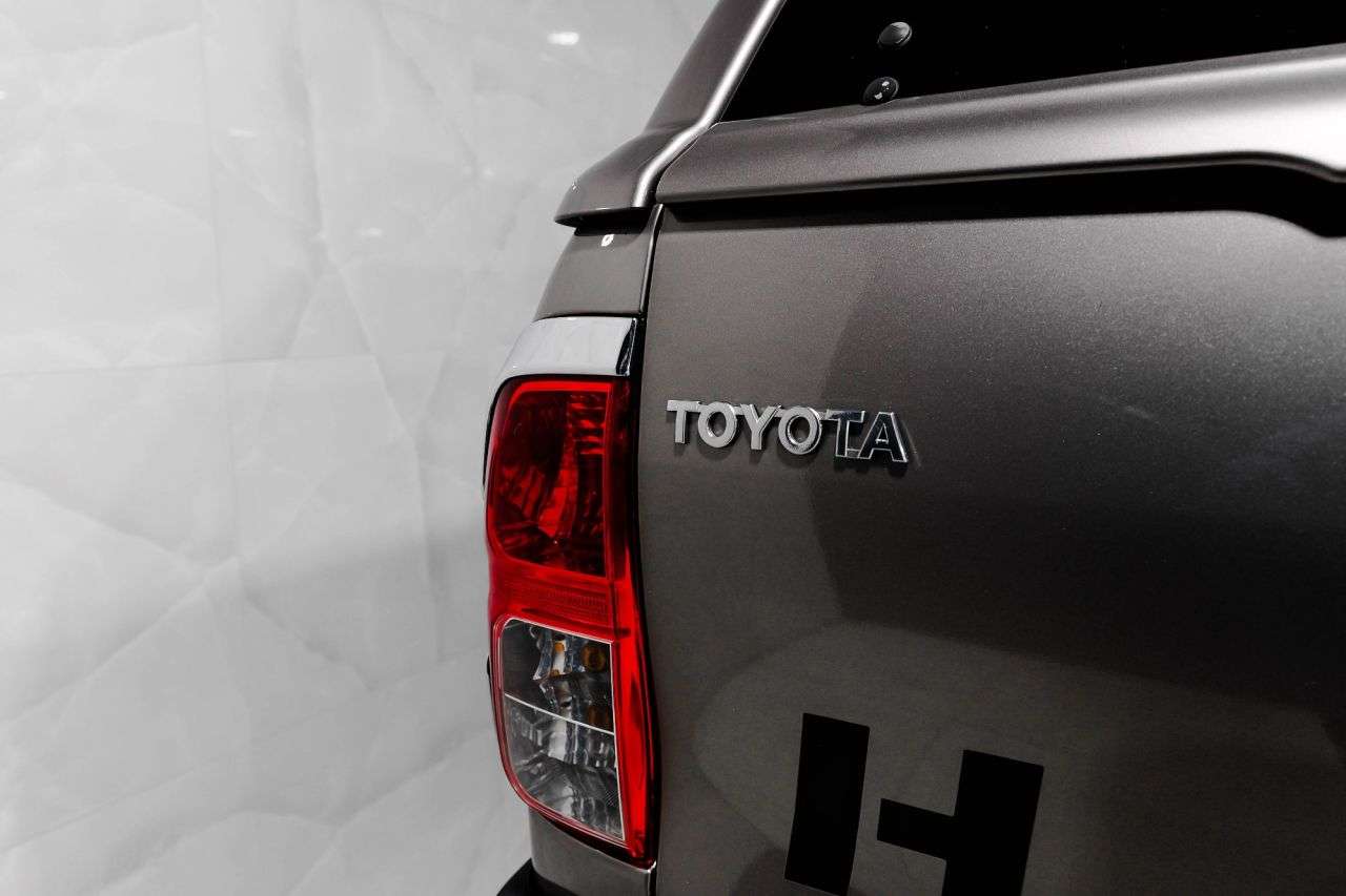 2017 TOYOTA HI-LUX 2017 TOYOTA HI-LUX