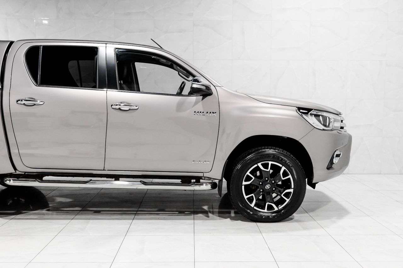 2017 TOYOTA HI-LUX 2017 TOYOTA HI-LUX