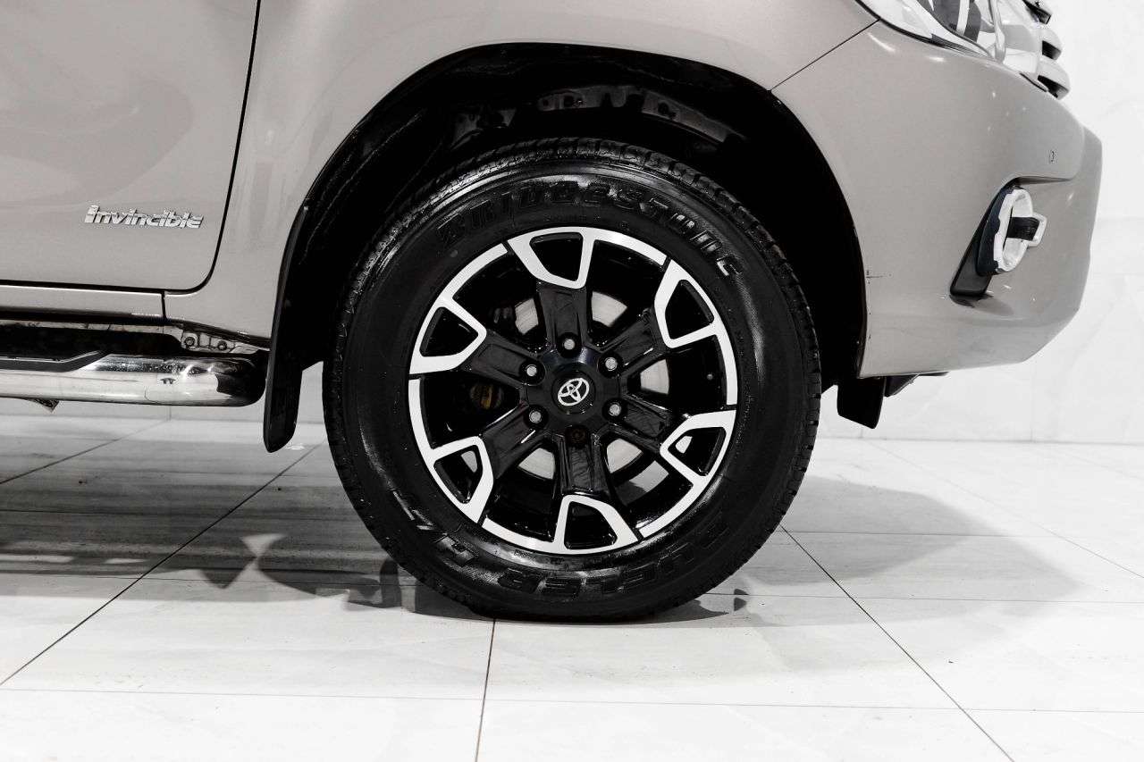 2017 TOYOTA HI-LUX 2017 TOYOTA HI-LUX