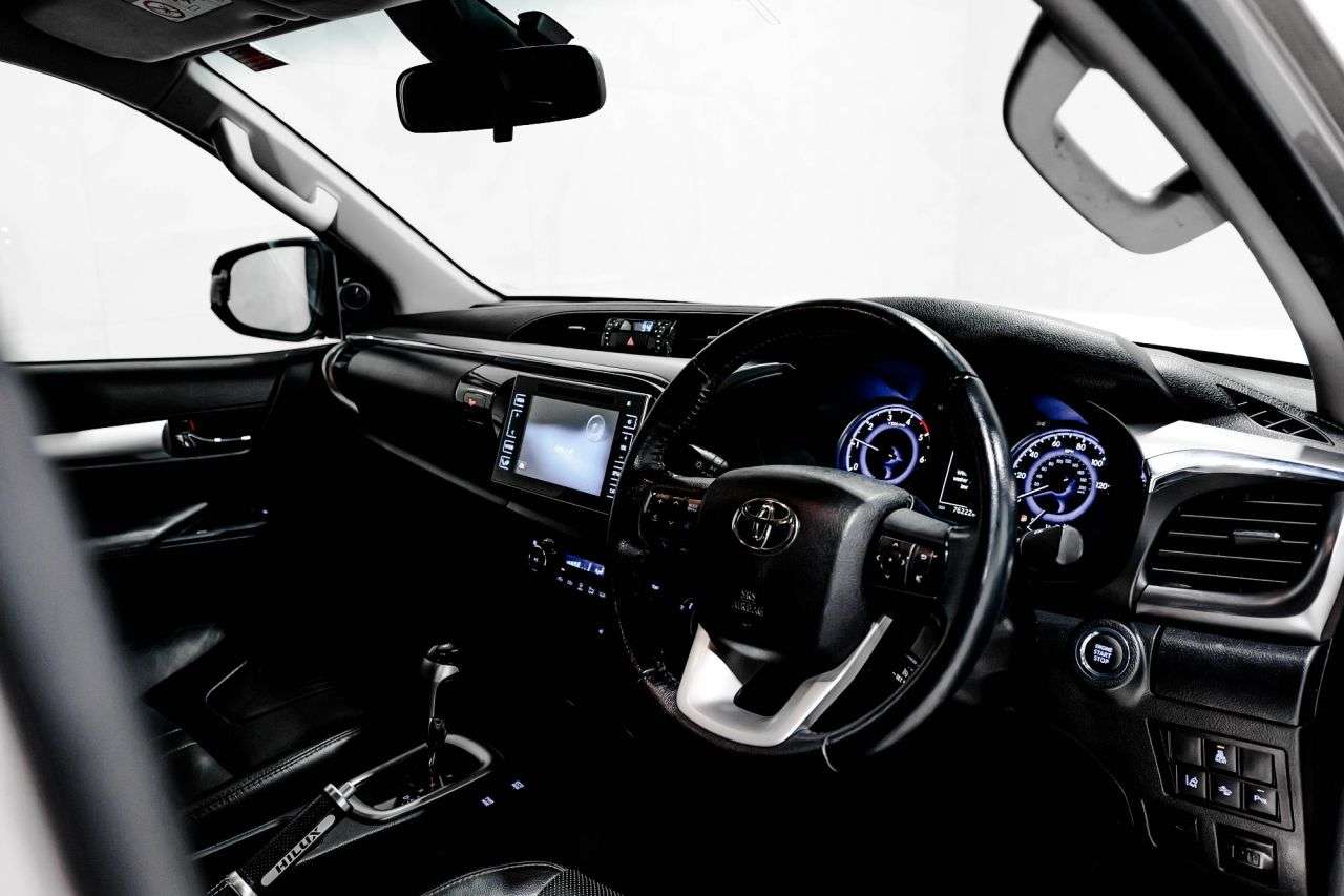 2017 TOYOTA HI-LUX 2017 TOYOTA HI-LUX