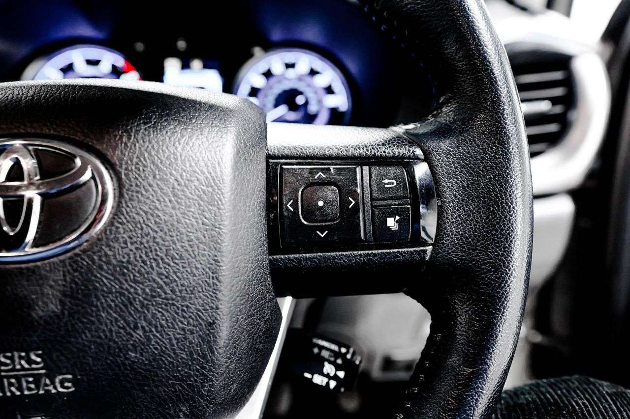 2017 TOYOTA HI-LUX 2017 TOYOTA HI-LUX