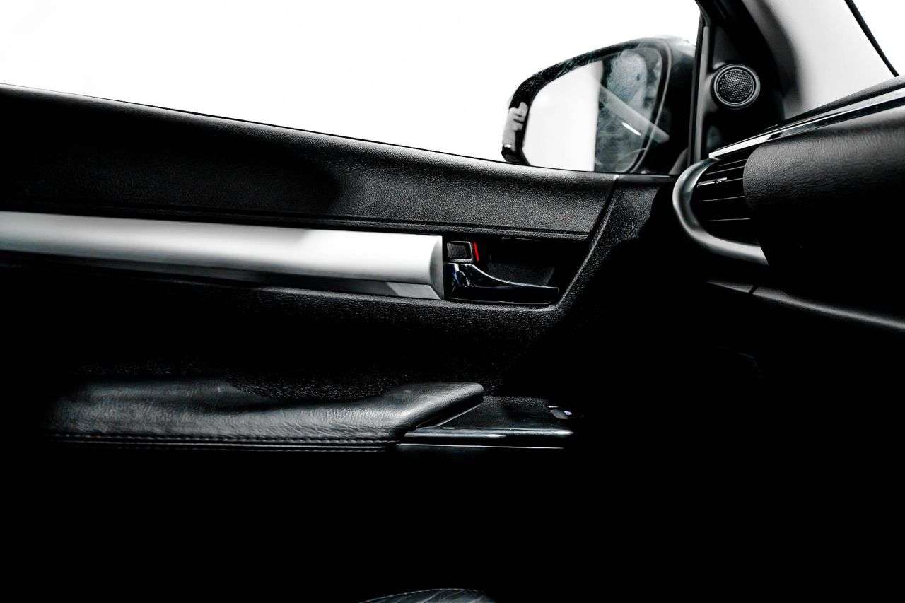 2017 TOYOTA HI-LUX 2017 TOYOTA HI-LUX