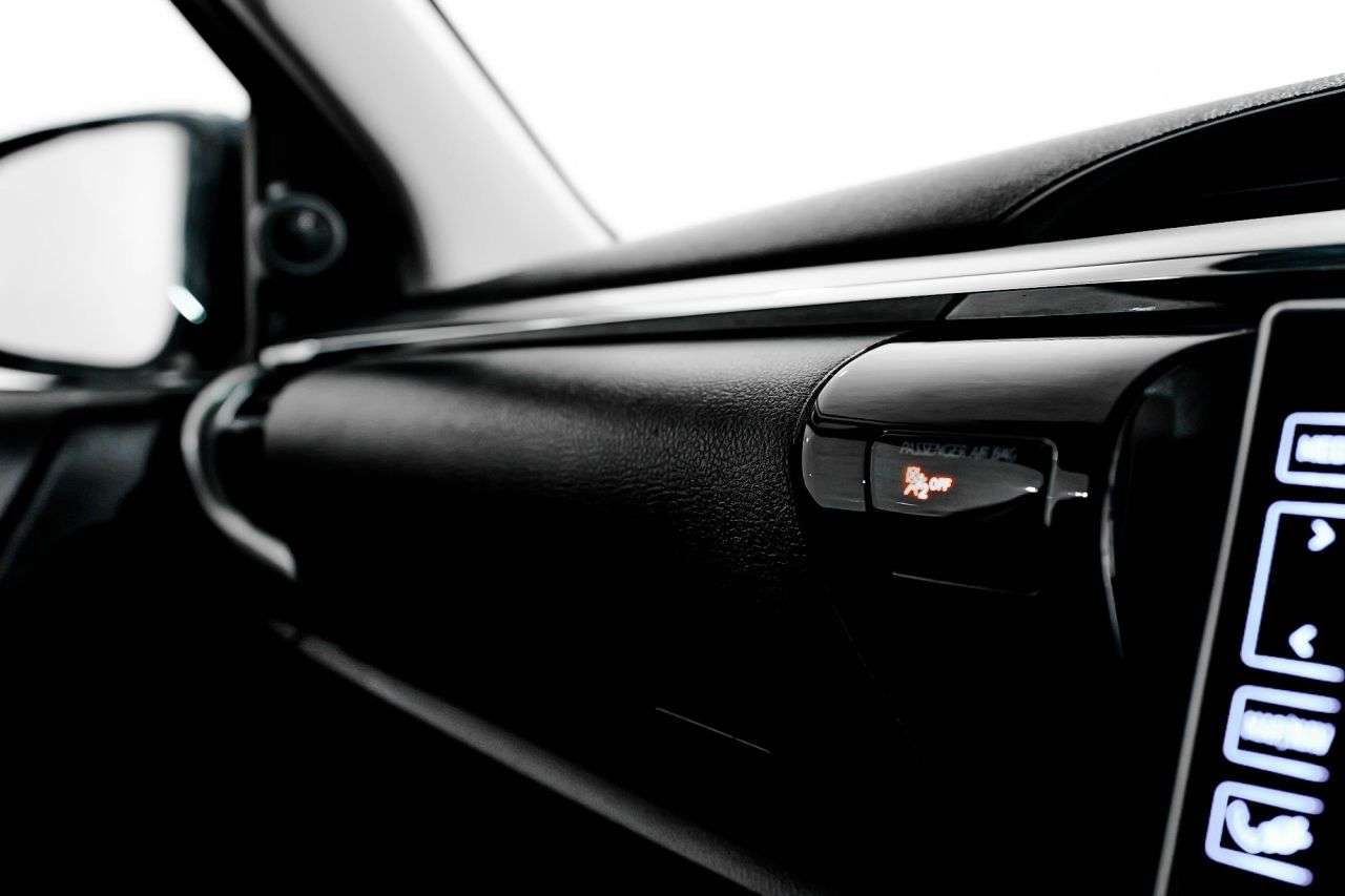 2017 TOYOTA HI-LUX 2017 TOYOTA HI-LUX