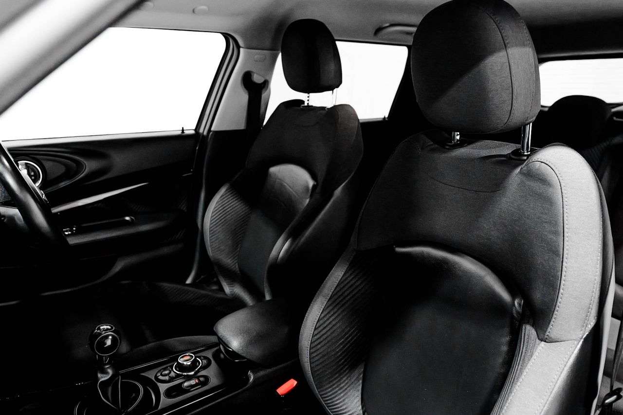 2017 MINI CLUBMAN 2017 MINI CLUBMAN