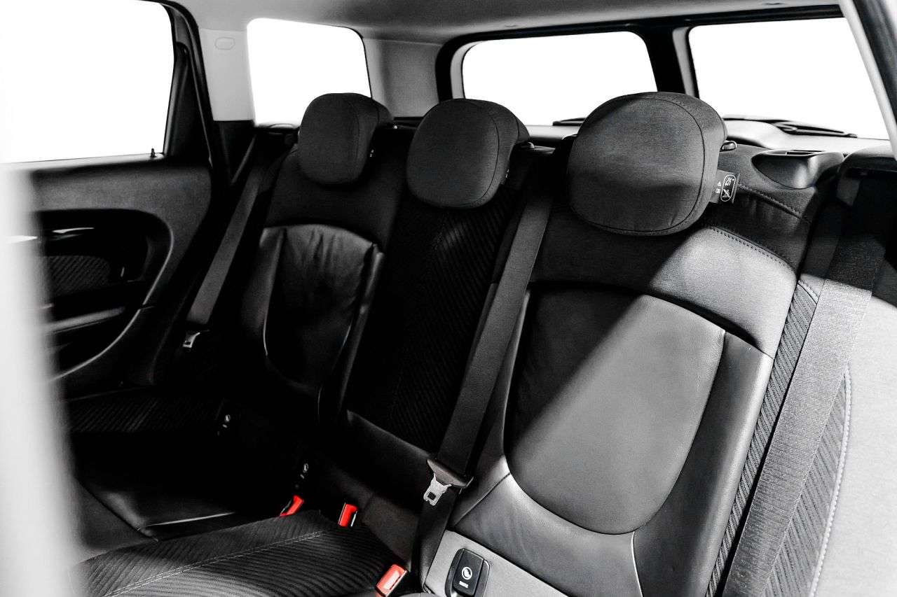 2017 MINI CLUBMAN 2017 MINI CLUBMAN