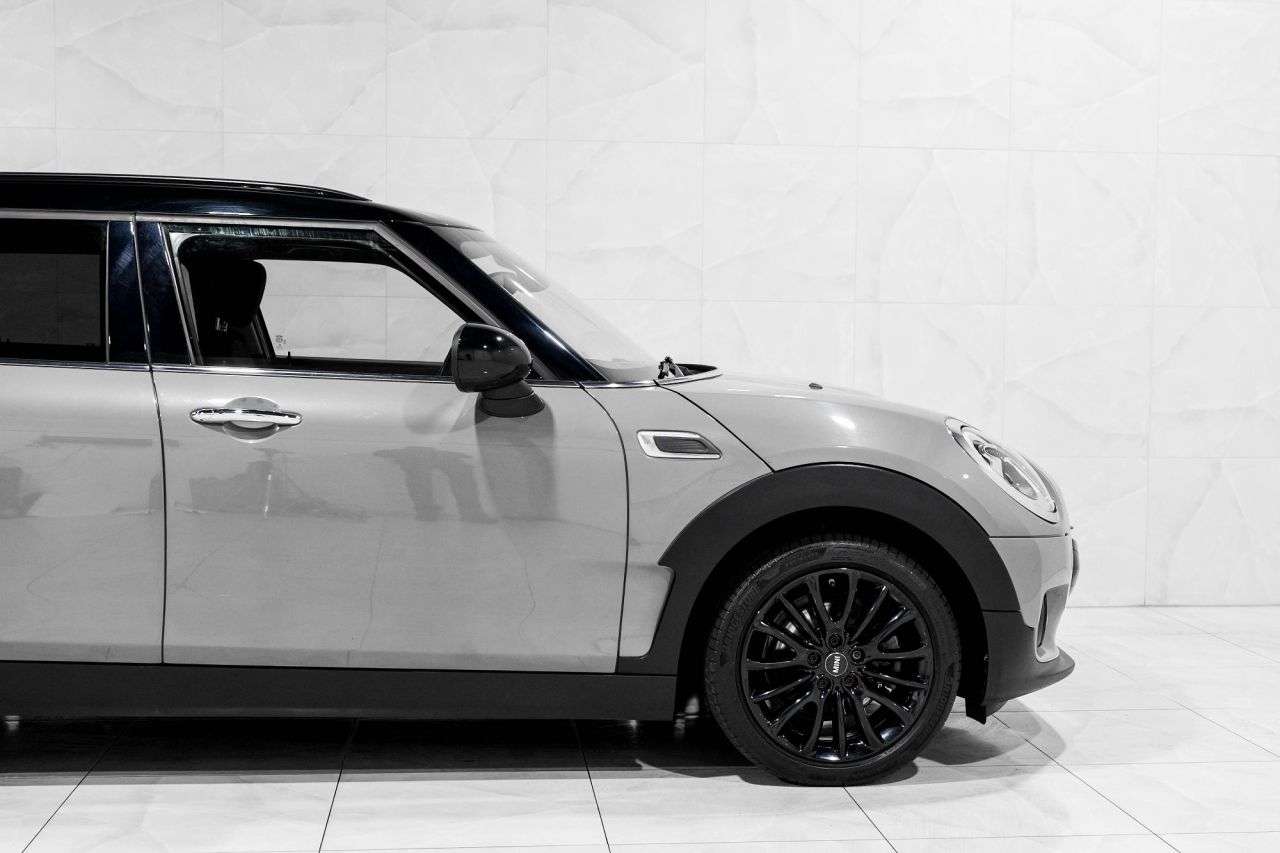 2017 MINI CLUBMAN 2017 MINI CLUBMAN