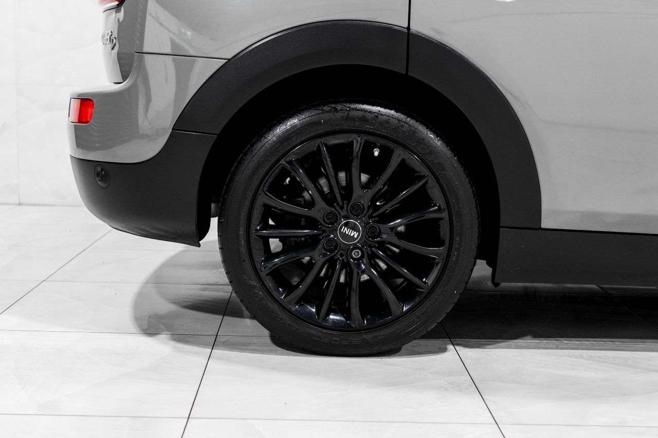 2017 MINI CLUBMAN 2017 MINI CLUBMAN