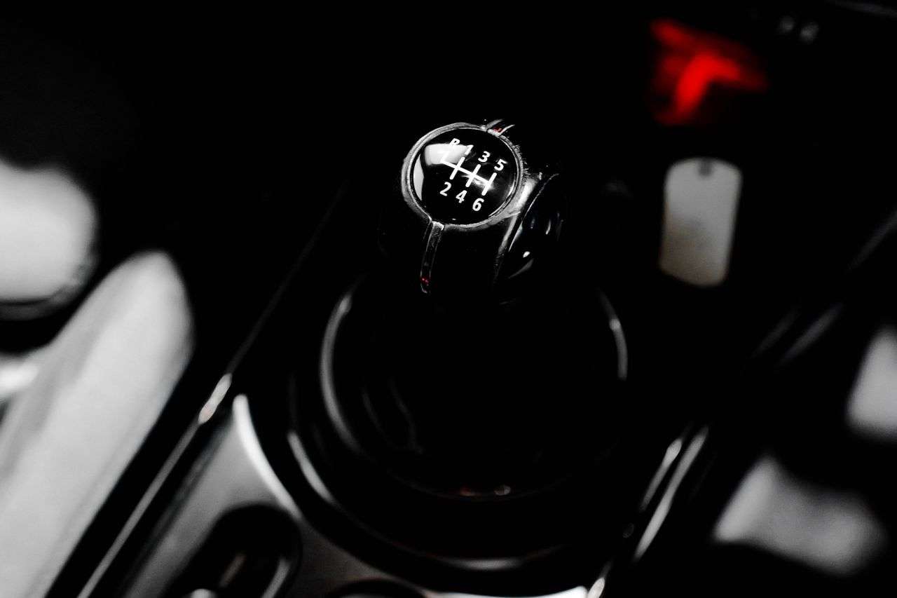 2017 MINI CLUBMAN 2017 MINI CLUBMAN