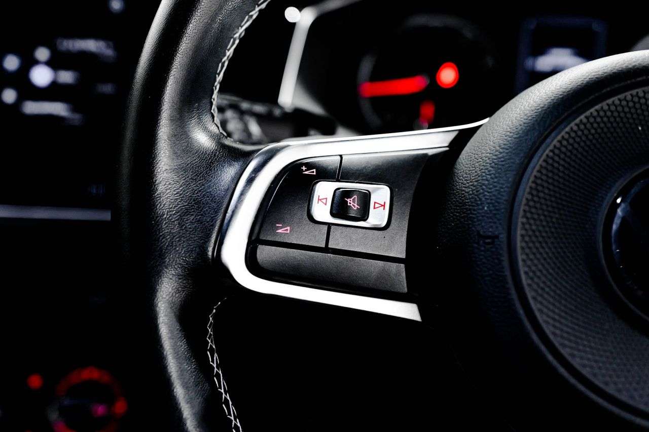 2021 VOLKSWAGEN POLO 2021 VOLKSWAGEN POLO