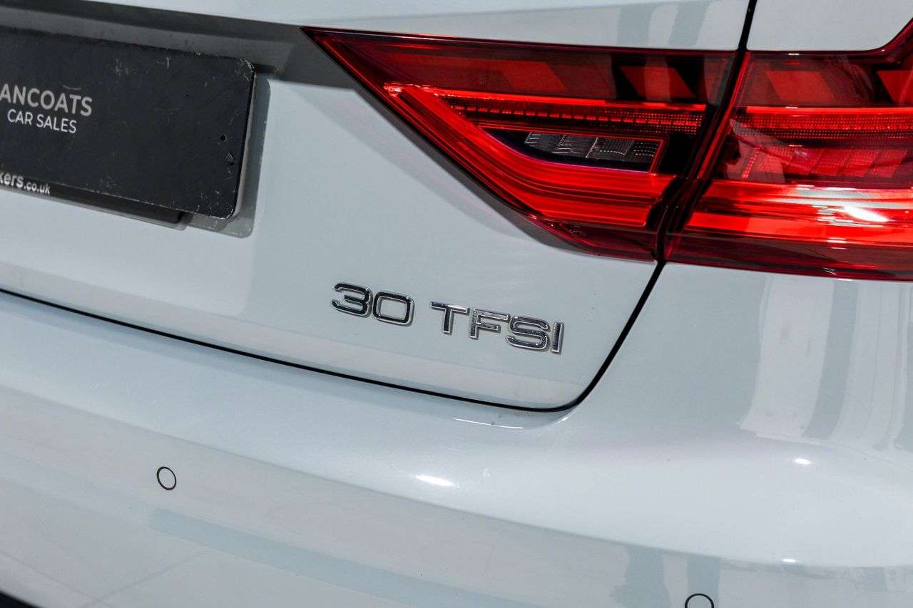 2021 AUDI A1 2021 AUDI A1