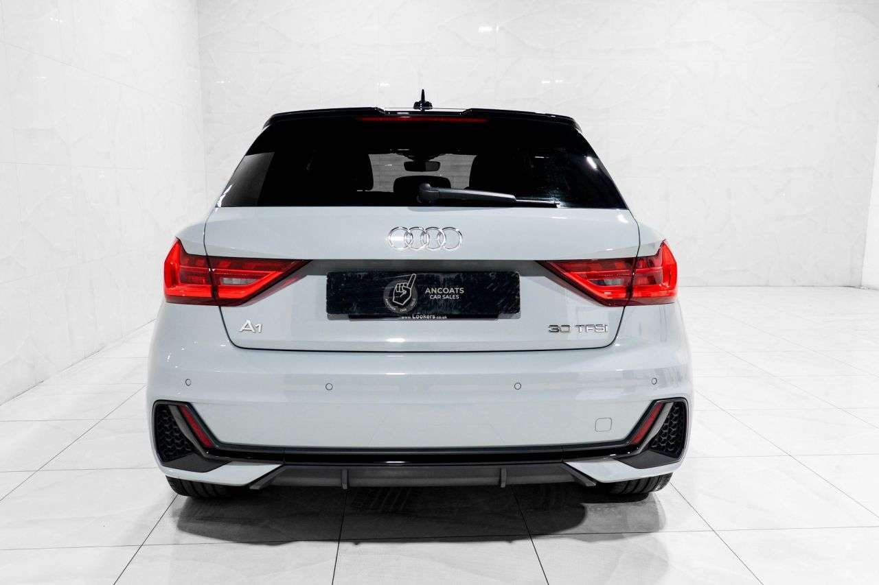 2021 AUDI A1 2021 AUDI A1