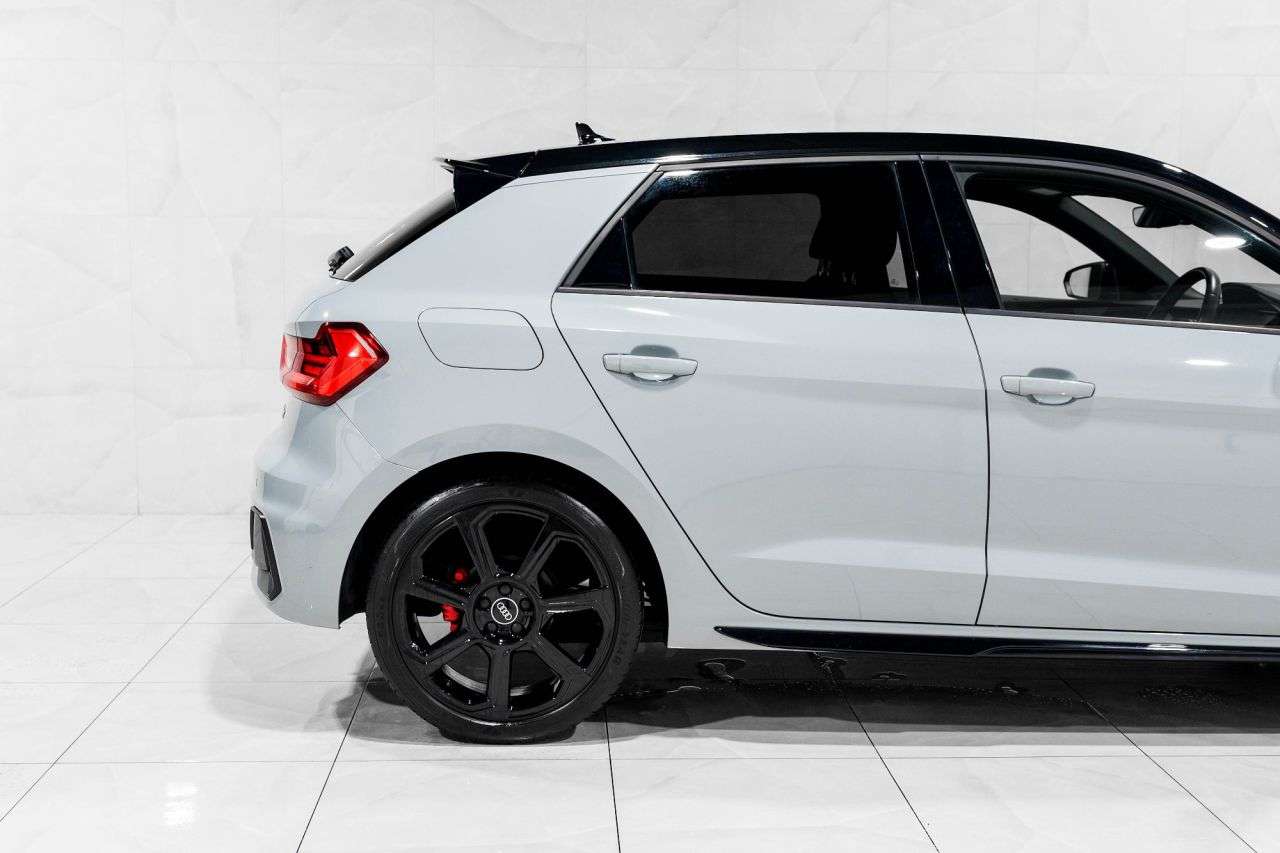 2021 AUDI A1 2021 AUDI A1