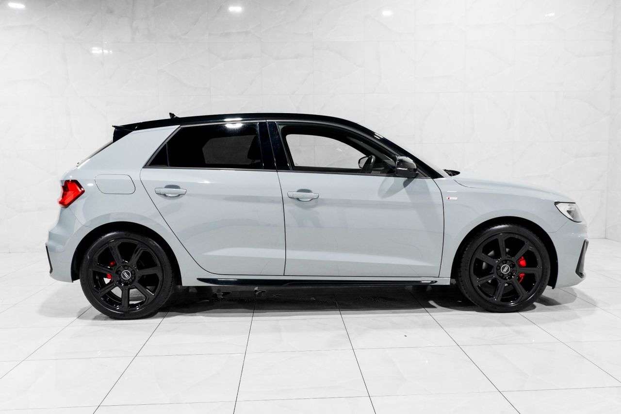 2021 AUDI A1 2021 AUDI A1
