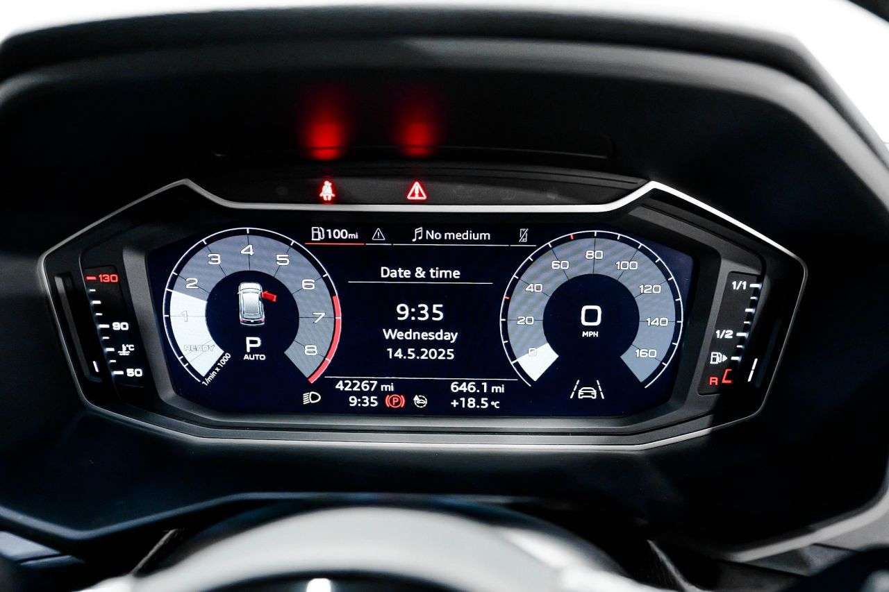 2021 AUDI A1 2021 AUDI A1