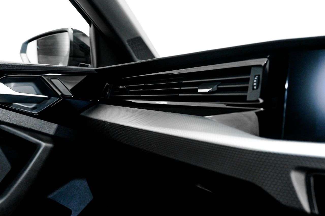 2021 AUDI A1 2021 AUDI A1