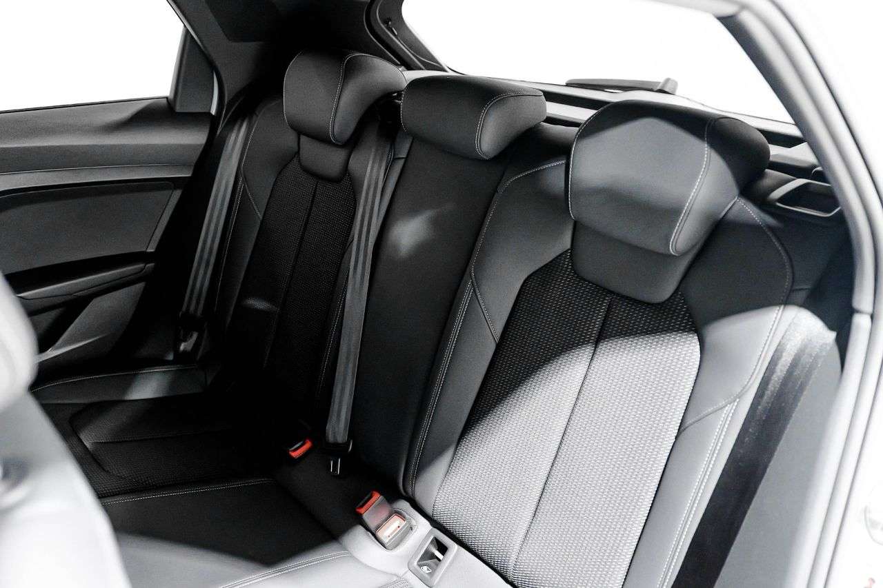 2021 AUDI A1 2021 AUDI A1