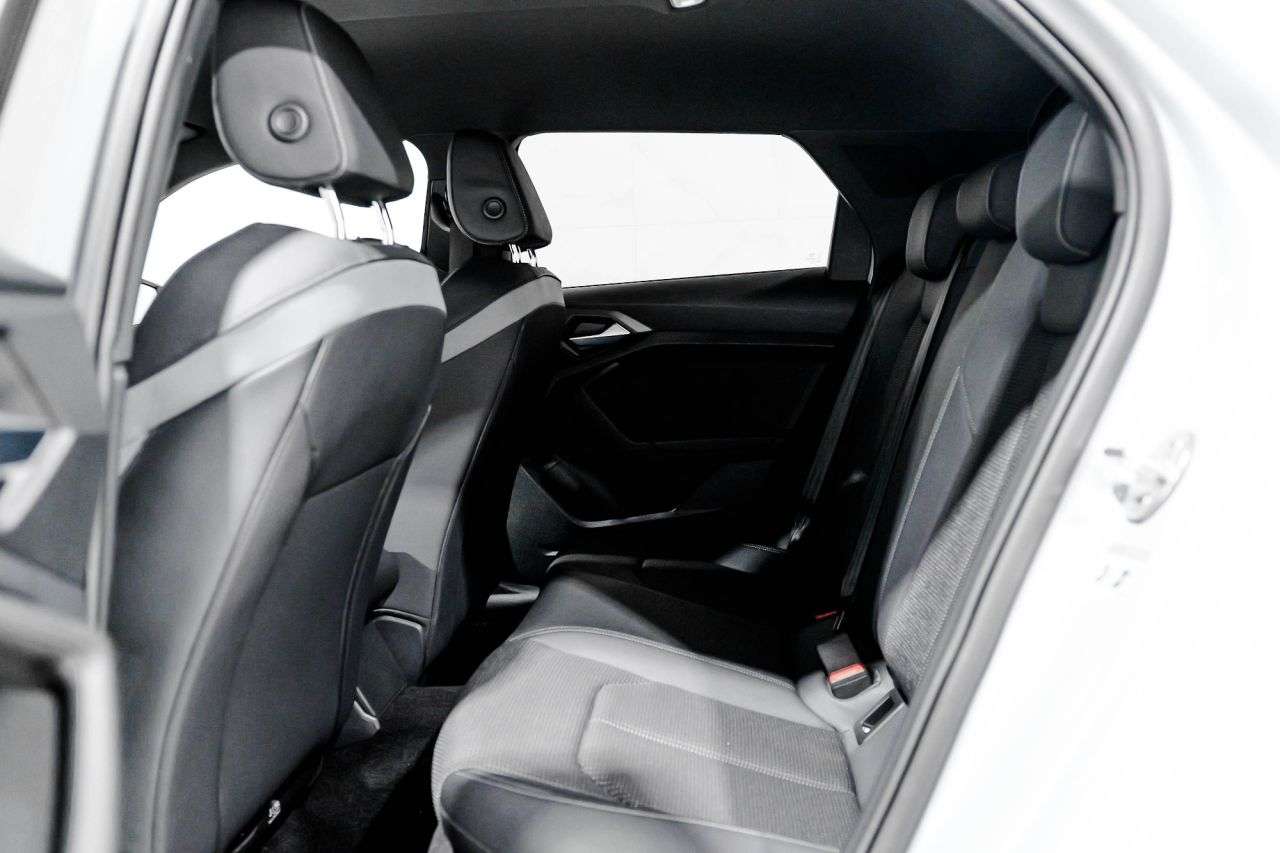 2021 AUDI A1 2021 AUDI A1