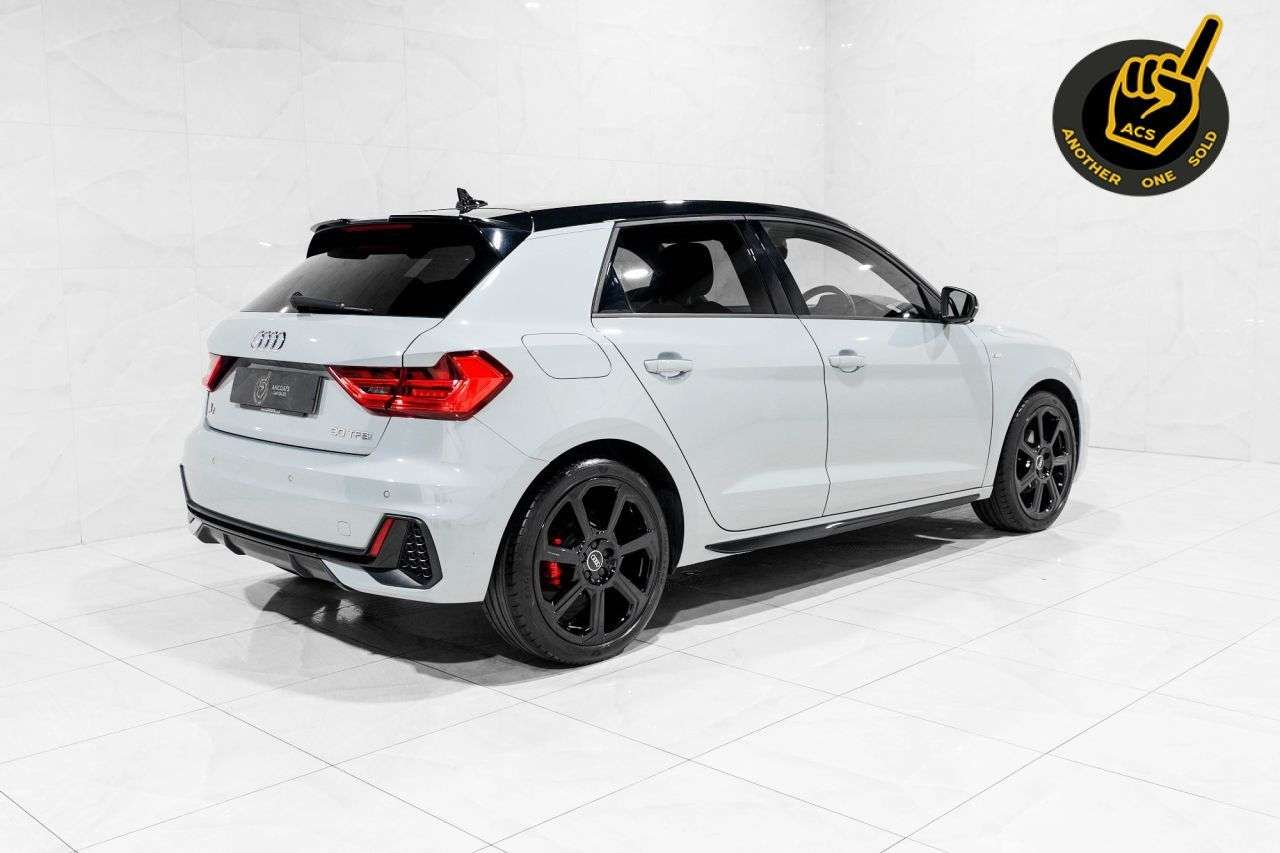 2021 AUDI A1 2021 AUDI A1