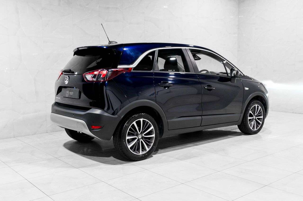 A 2020 VAUXHALL CROSSLAND X 1.2 Turbo Elite Nav SUV 5dr Petrol Auto Euro 6 (s/s) (130 ps) Sat-Nav+servi A 2020 VAUXHALL CROSSLAND X 1.2 Turbo Elite Nav SUV 5dr Petrol Auto Euro 6 (s/s) (130 ps) Sat-Nav+servi