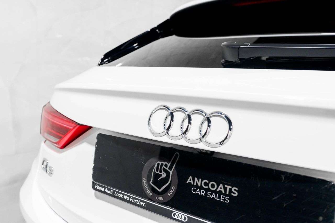 2021 AUDI Q3 2021 AUDI Q3