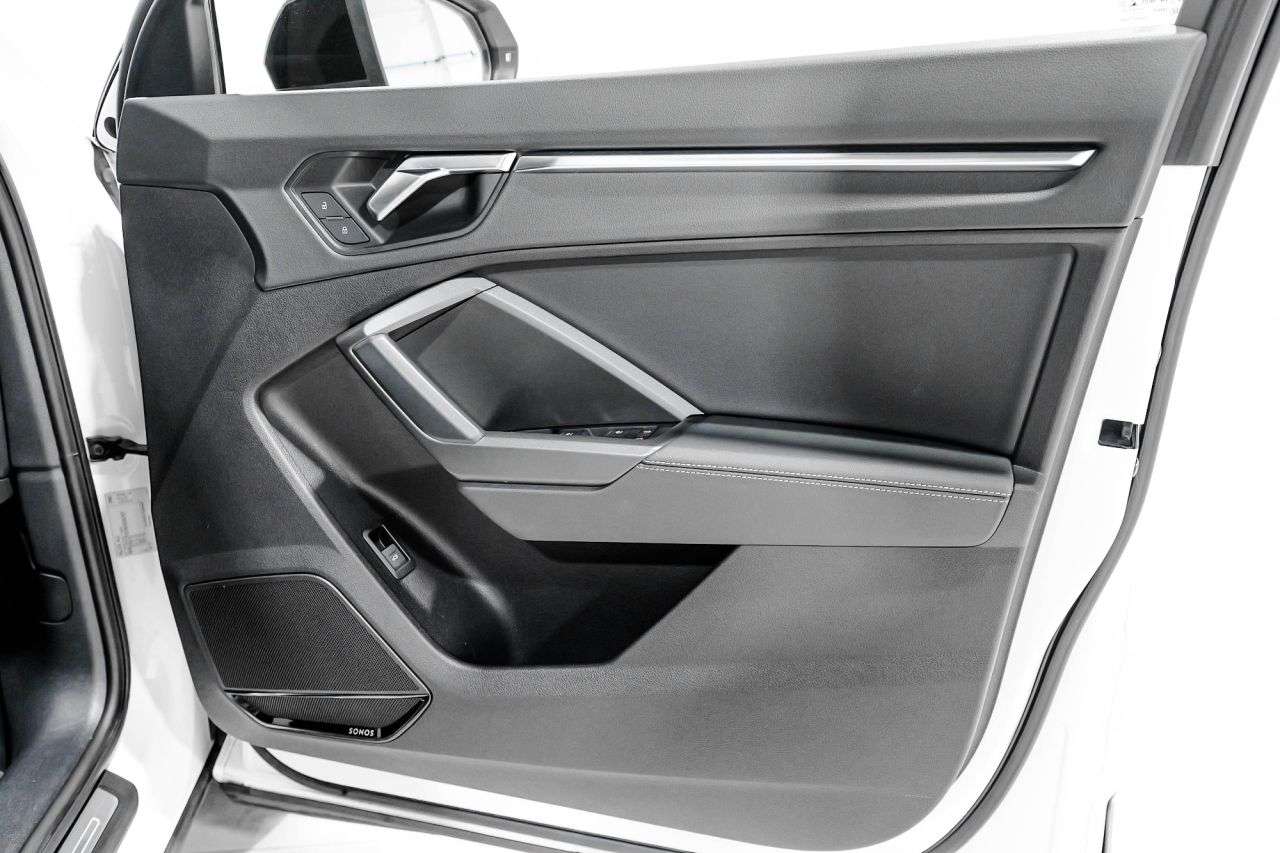 2021 AUDI Q3 2021 AUDI Q3