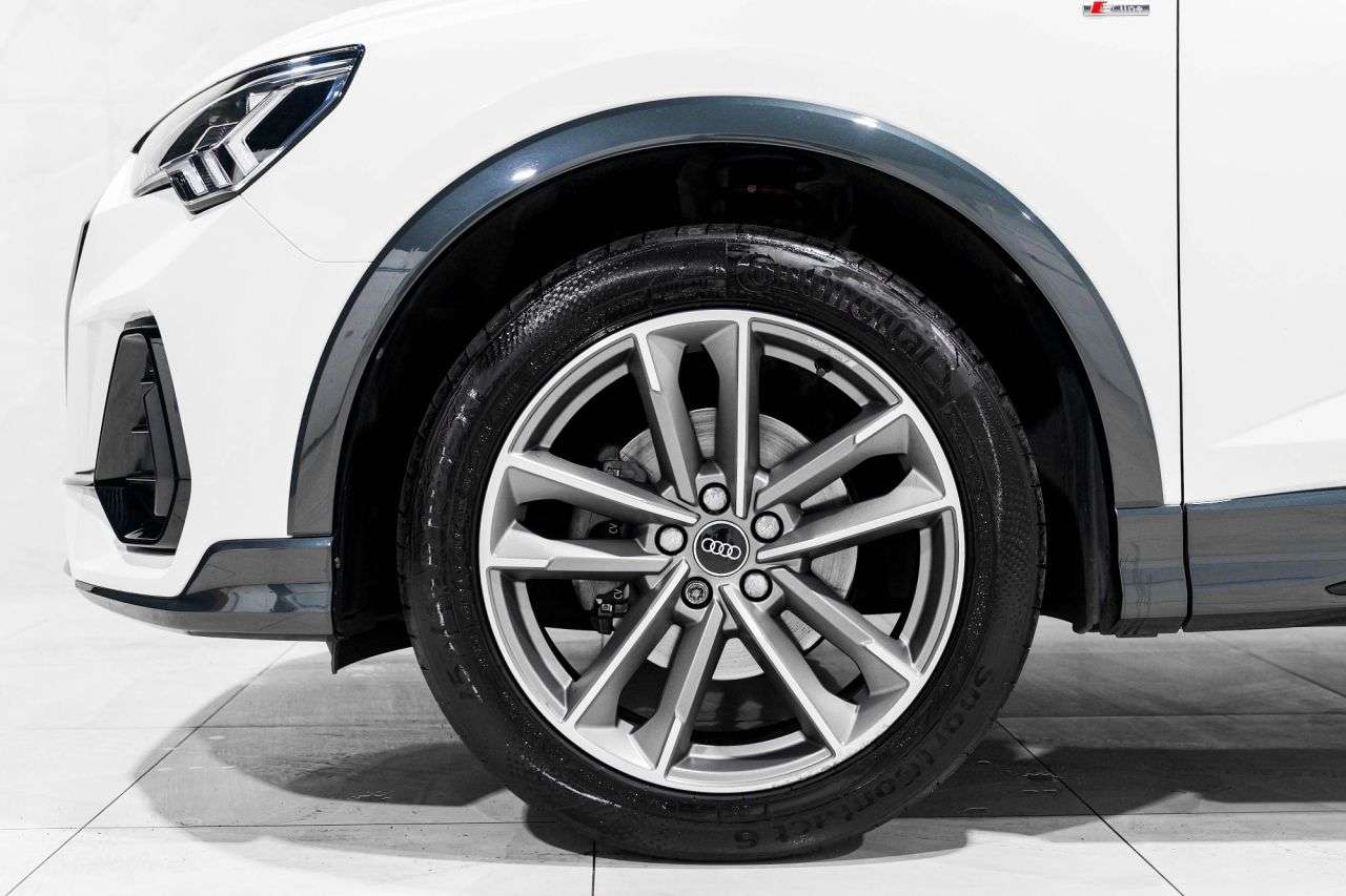 2021 AUDI Q3 2021 AUDI Q3