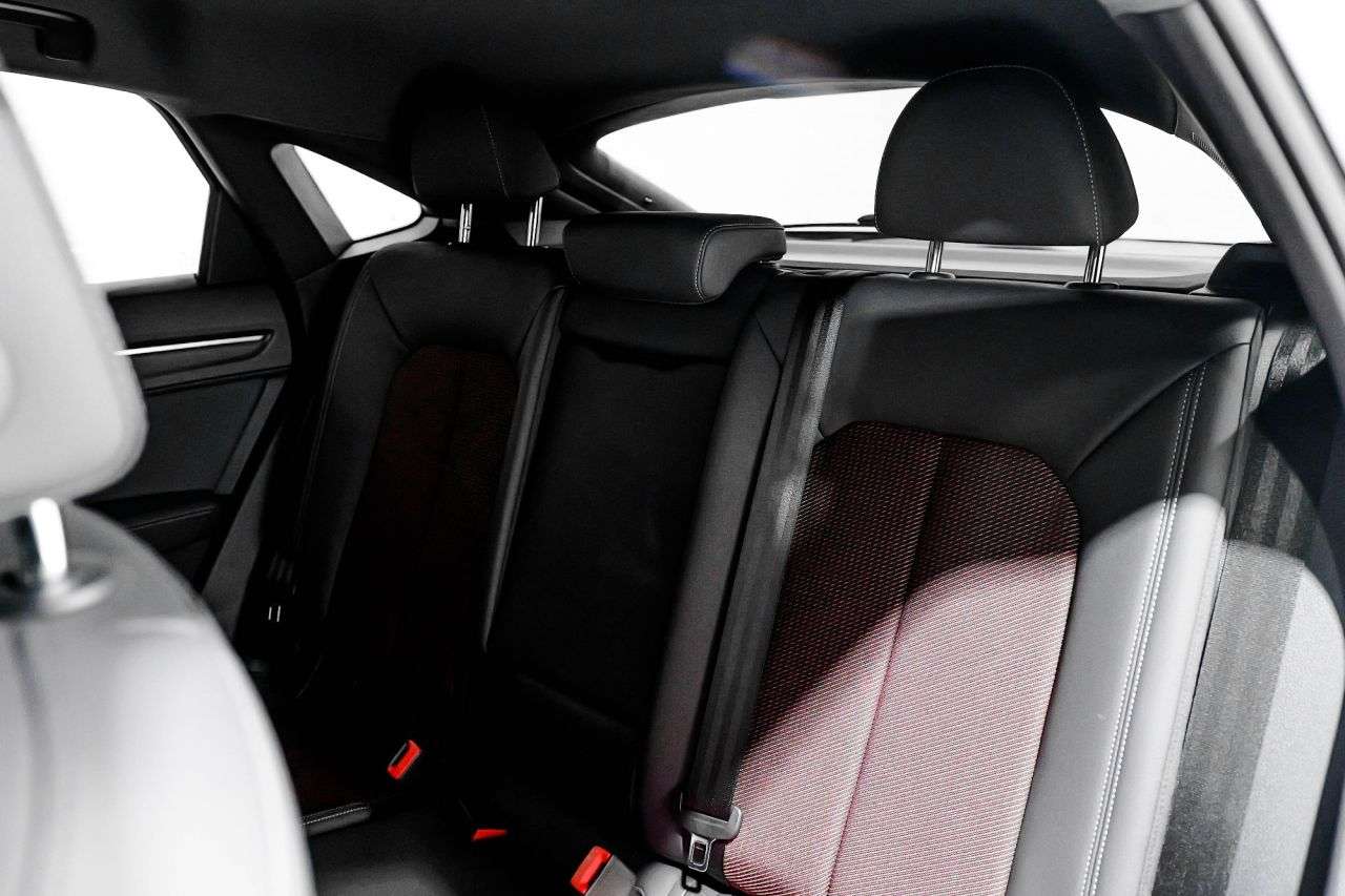 2021 AUDI Q3 2021 AUDI Q3