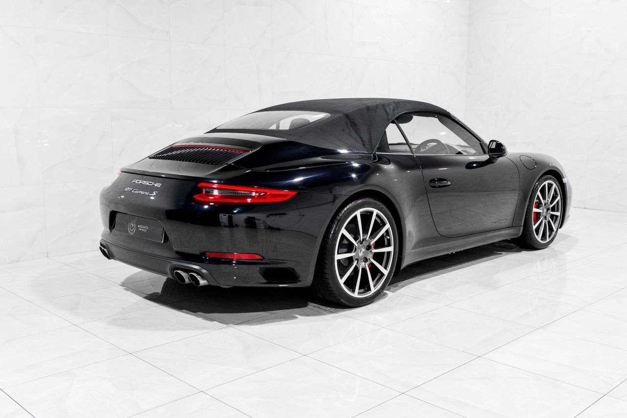 2016 PORSCHE 911 2016 PORSCHE 911