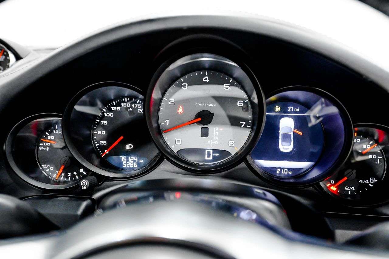 2016 PORSCHE 911 2016 PORSCHE 911