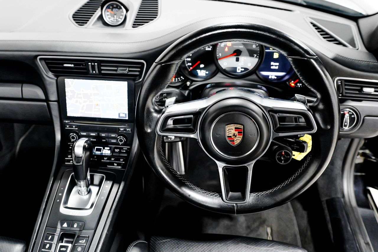 2016 PORSCHE 911 2016 PORSCHE 911